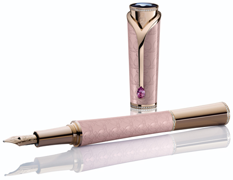 een van de schrijfinstrumenten uit de Collection Princesse Grace de Monaco - � 28.000,-